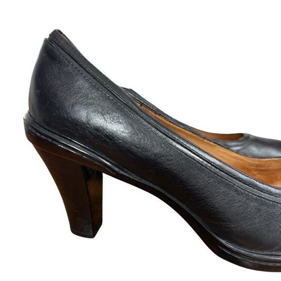 Sofft Womens Solid Black Round Toe Leather Slip On Pumps High Heels sz 9 M - Picture 12 of 16